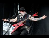 David Allan Coe performs Neon Deuce's 